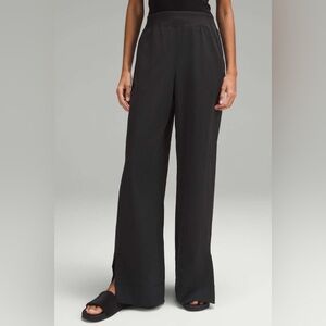 NWOT lululemon athletica Black Wide-Leg Pants